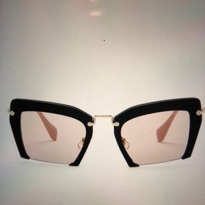 ⚜️🆕 Miu Miu Black Cat Eye Rasoir Sunglasses
